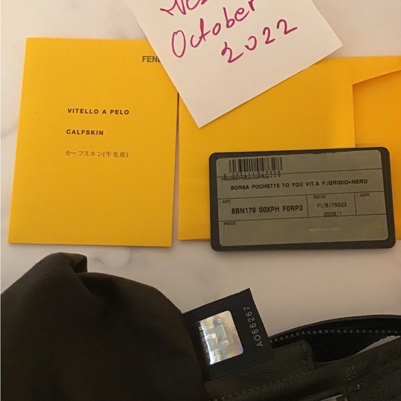 Fendi “To You” convertible shoulder bag - clutch grey feather pattern - Picture 9 of 16